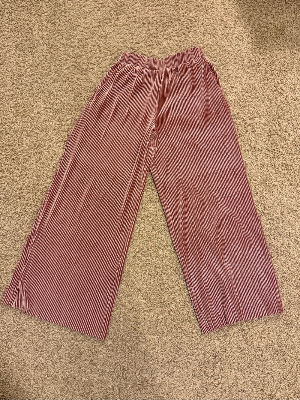 Pink Wide-Leg Pants with pockets
